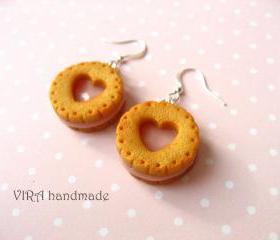 Realistic cookie earrings with strawberry filling