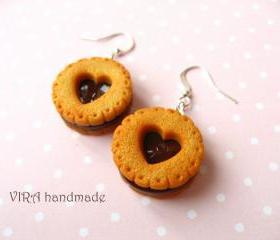 Realistic cookie earrings with chocolate filling